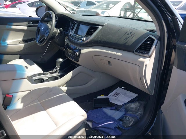 Hyundai Tucson Value 2018 KM8J33A26JU786731 Image 5