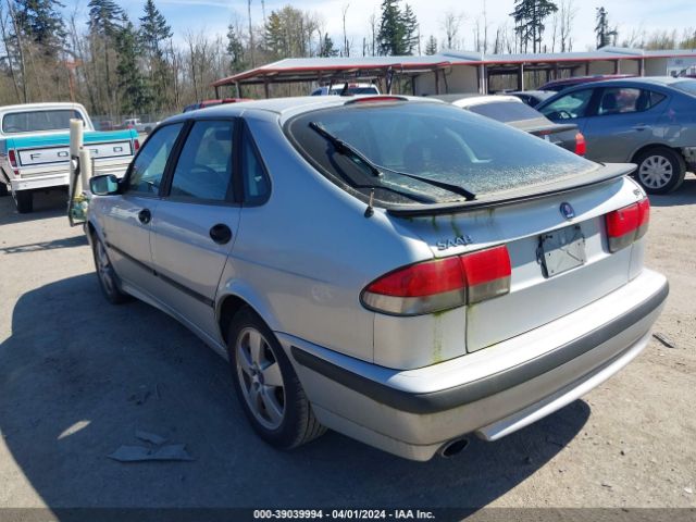 2002 SAAB 9-3 YS3DF58K422015295 Photo 2