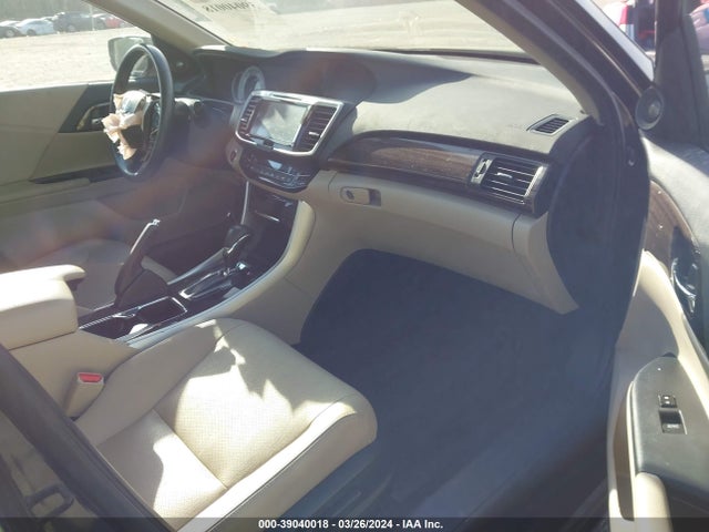 Honda ACCORD EXL 2017 1HGCR2F94HA159180 Image 5