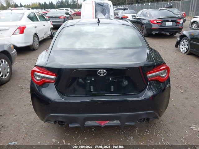 Toyota 86 2019 JF1ZNAA12K8701087 Image 16