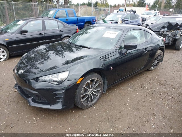 Toyota 86 2019 JF1ZNAA12K8701087 Image 2
