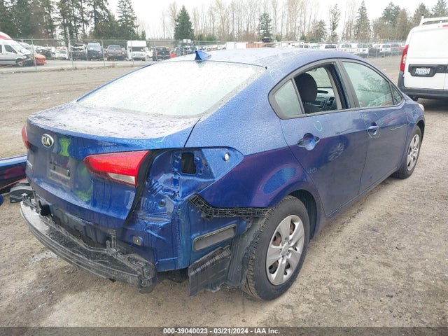 KIA FORTE LX 2018 3KPFK4A75JE219746 Image 4