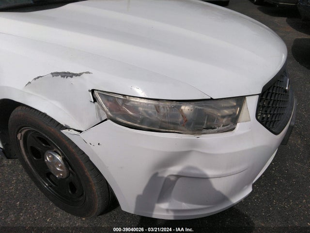 Ford Taurus Police Interceptor 2015 1FAHP2L82FG145882 Image 6