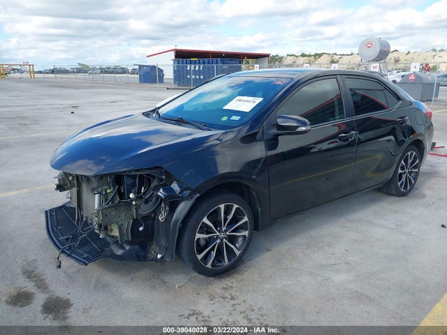Toyota COROLLA SE 2017 5YFBURHE8HP600395 Image 2