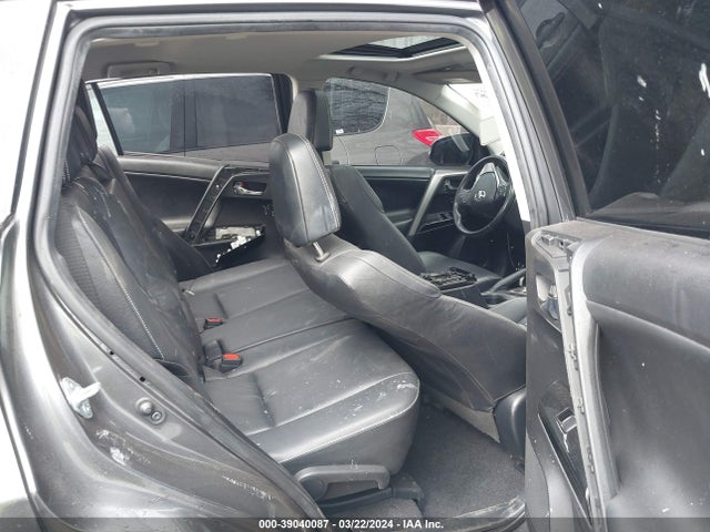 Toyota Rav4 Limited 2018 JTMDFREV7JJ186270 Image 8