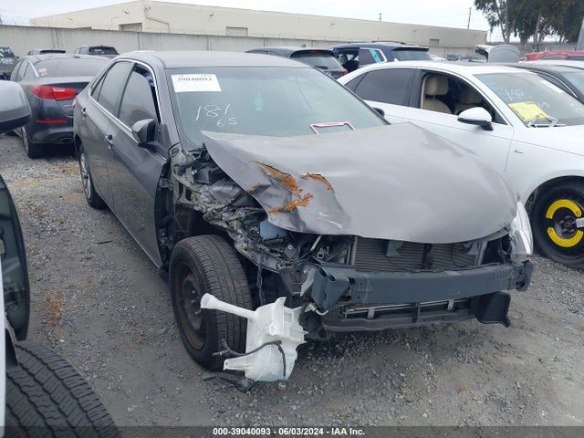 Toyota CAMRY LE 2015 4T1BF1FK4FU104879 Image 1