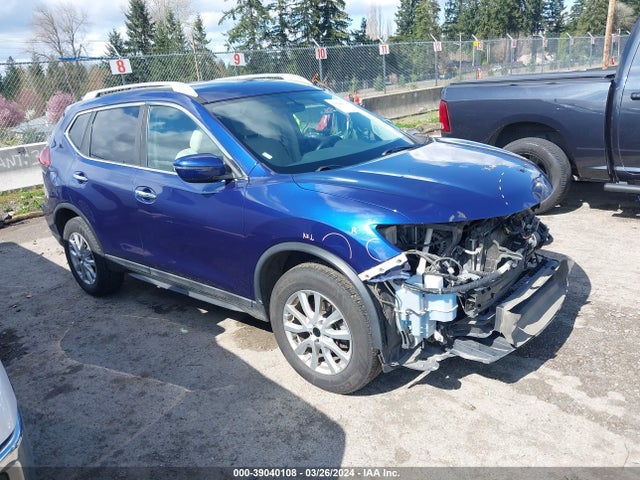 Nissan ROGUE SV 2018 5N1AT2MV8JC711339 головне зображення