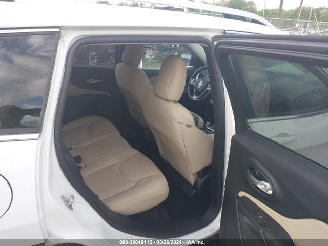 Jeep Cherokee Latitude 2016 1C4PJLCS2GW347184 Image 8