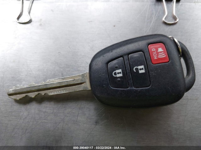 Toyota Rav4 Xle 2015 2T3RFREV2FW372717 Image 11
