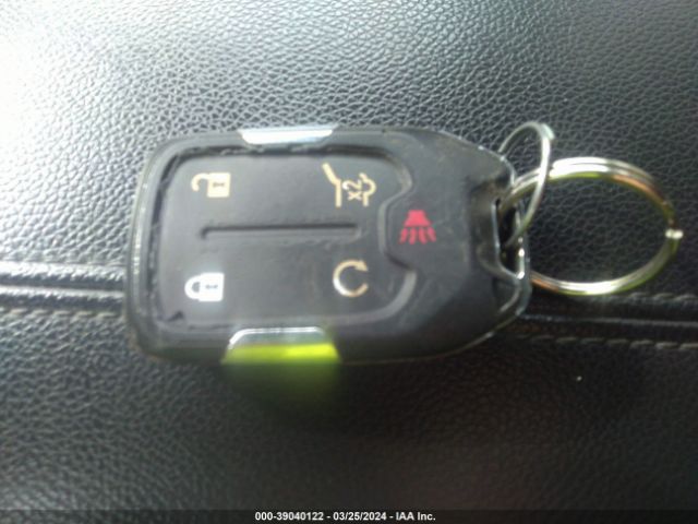 3GKALVEVXJL331237 GMC Terrain Slt