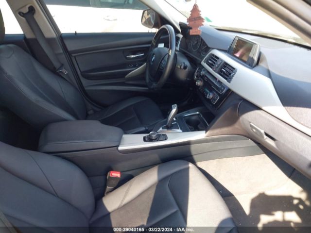 WBA8E5G57HNU41297 BMW 320i Xdrive
