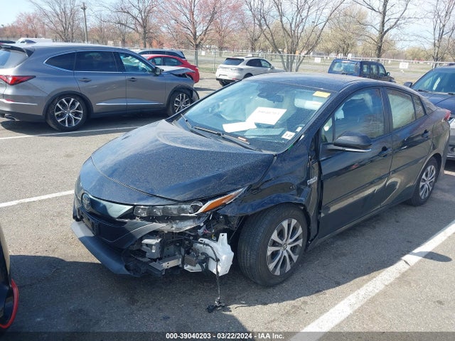 Toyota Prius Prime Le 2022 JTDKAMFP7N3210327 Image 2