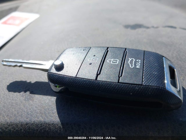 KIA FORTE LX 2018 3KPFL4A76JE256348 Image 11