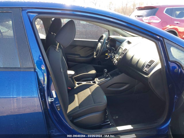 KIA FORTE LX 2018 3KPFL4A76JE256348 Image 5