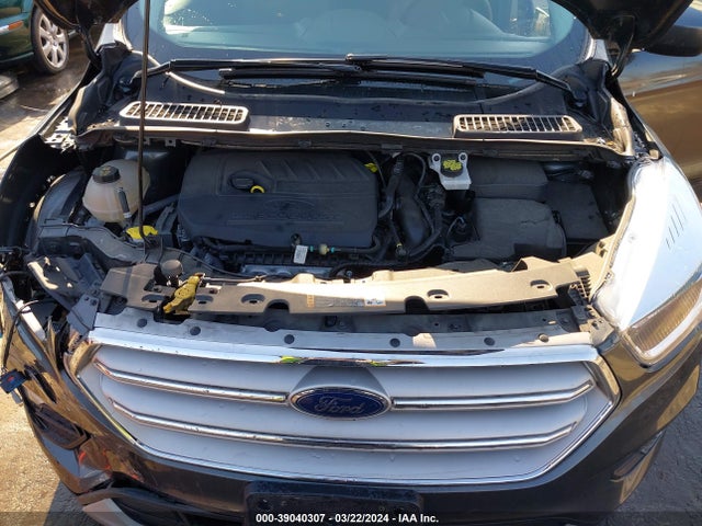 Ford ESCAPE SE 2018 1FMCU9GD1JUC88891 Image 10
