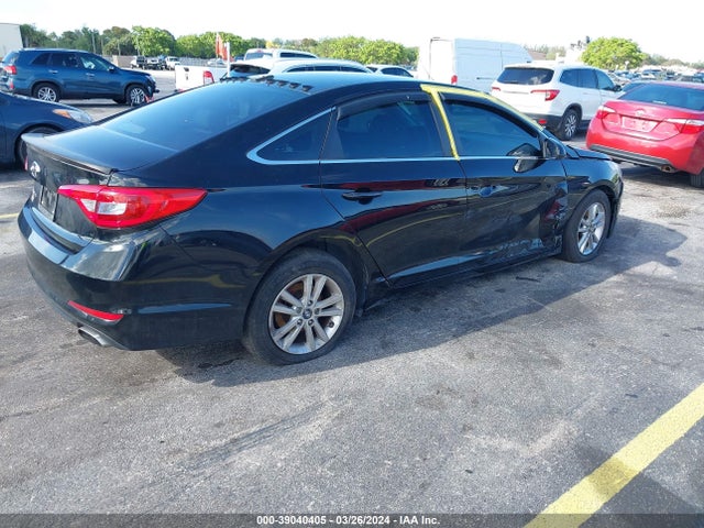 Hyundai SONATA SE 2015 5NPE24AF7FH219673 Image 4
