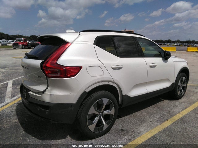 Volvo Xc40 B4 Ultimate Dark Theme 2023 YV4K92HM2P2045678 Image 14