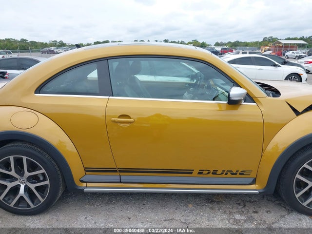 Volkswagen Beetle 1.8t Dune 2017 3VWS17AT9HM631164 Image 13