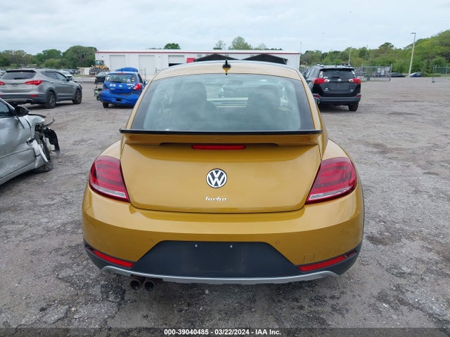Volkswagen Beetle 1.8t Dune 2017 3VWS17AT9HM631164 Image 16
