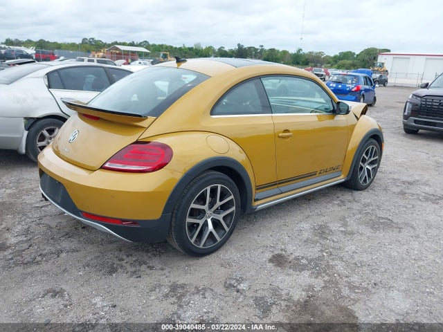 Volkswagen Beetle 1.8t Dune 2017 3VWS17AT9HM631164 Image 4