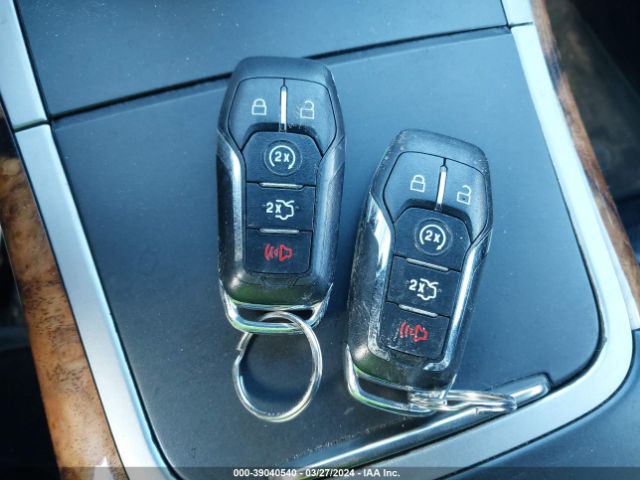 2LMTJ8LR7GBL56117 Lincoln Mkx Reserve