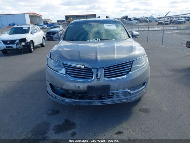 2LMTJ8LR7GBL56117 Lincoln Mkx Reserve