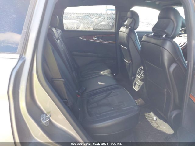 2LMTJ8LR7GBL56117 Lincoln Mkx Reserve
