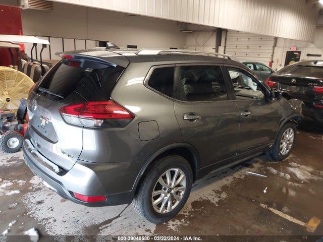 Nissan ROGUE SV 2017 JN8AT2MVXHW004566 Image 4