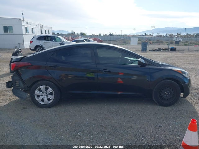 Hyundai ELANTRA SE 2016 5NPDH4AEXGH779478 Image 14