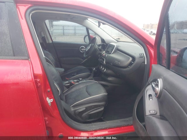 2017 FIAT 500X ZFBCFYCB1HP549641 Photo 4
