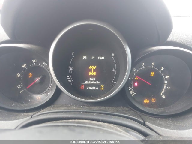 2017 FIAT 500X ZFBCFYCB1HP549641 Photo 6