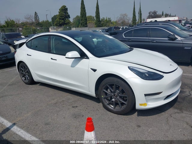 2022 5YJ3E1EB4NF271957 main image