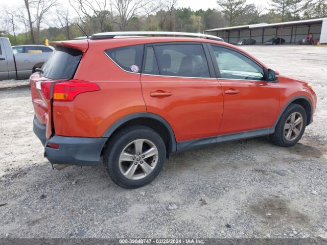 2T3WFREV3FW227219 Toyota Rav4 Xle