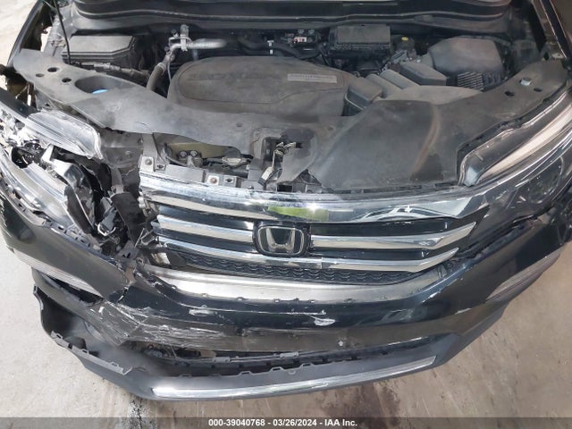 Honda Pilot Touring 2017 5FNYF6H93HB016553 Image 10