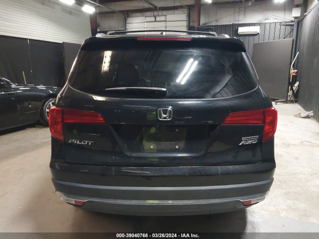 Honda Pilot Touring 2017 5FNYF6H93HB016553 Image 16