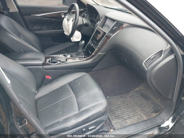 JN1EV7AR2JM445852 Infiniti Q50 3.0t Luxe