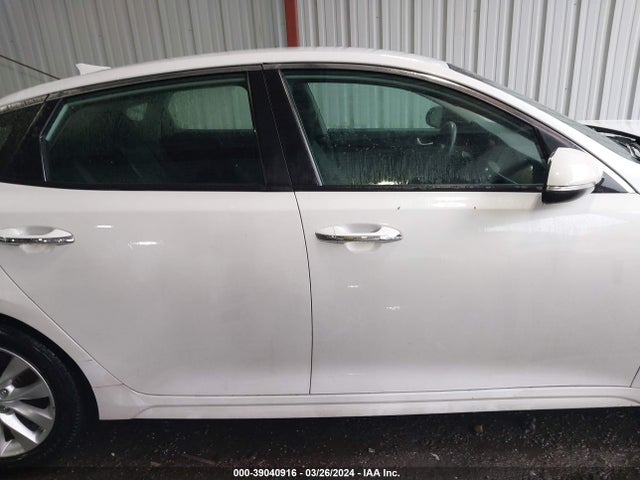 KIA Optima Lx 2018 5XXGT4L37JG253870 Image 13
