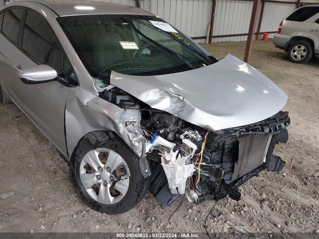 KIA FORTE LX 2016 KNAFK4A68G5605103 Image 6