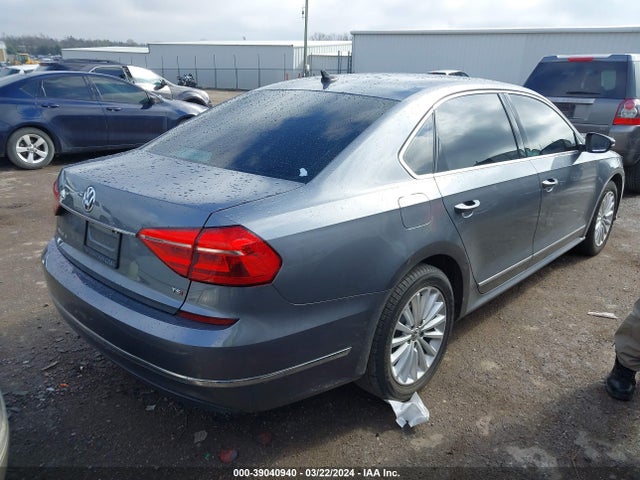 1VWBT7A38GC026935 Volkswagen Passat 1.8t Se