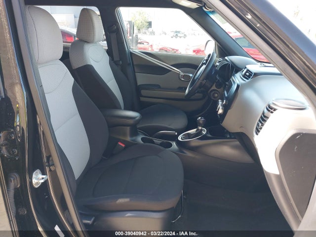 KIA Soul 2018 KNDJN2A29J7539923 Image 5