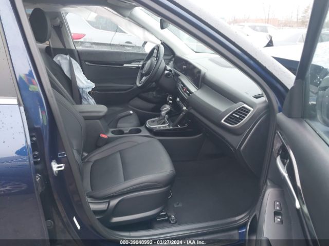 KNDERCAA0R7521468 KIA SELTOS EX