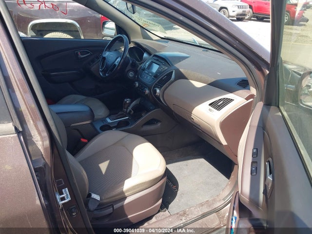 Hyundai TUCSON SE 2014 KM8JUCAG1EU872558 Image 5