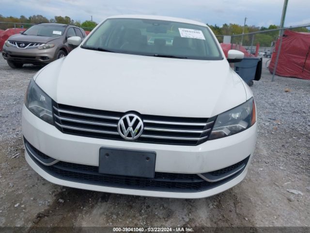 1VWBS7A34EC114042 Volkswagen Passat 1.8t Se