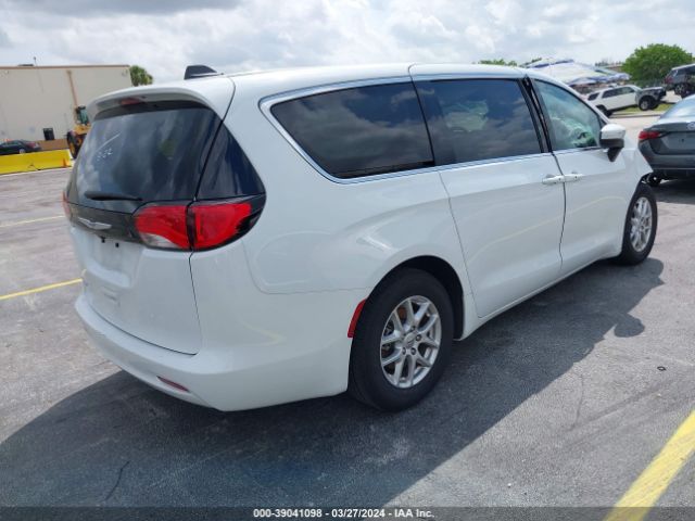 2C4RC1CG9PR615482 Chrysler Voyager Lx