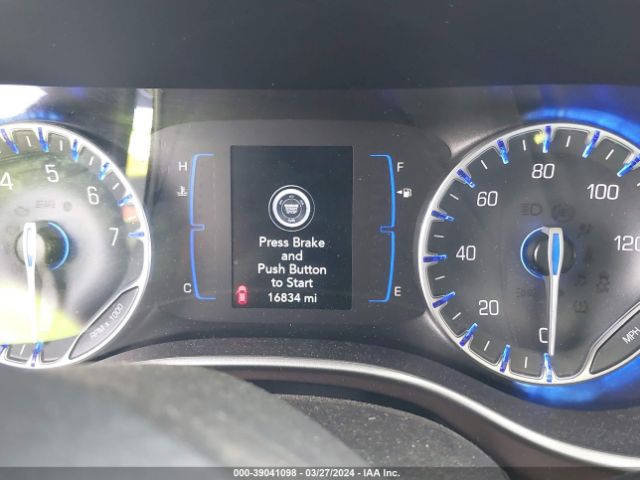 2C4RC1CG9PR615482 Chrysler Voyager Lx
