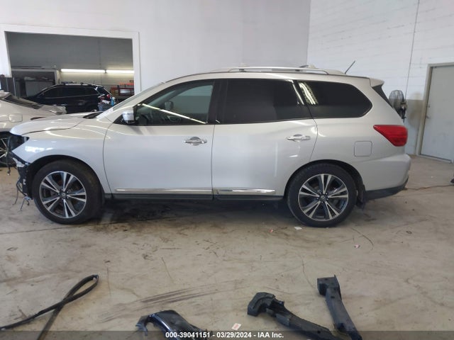 Nissan Pathfinder Platinum 2017 5N1DR2MM9HC642626 Image 15