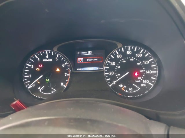 Nissan Pathfinder Platinum 2017 5N1DR2MM9HC642626 Image 7