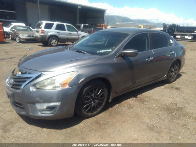 Nissan Altima 2.5 S 2015 1N4AL3AP9FN327071 Image 2