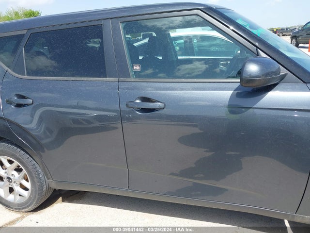 KIA SOUL S 2020 KNDJ23AU2L7715892 Image 13