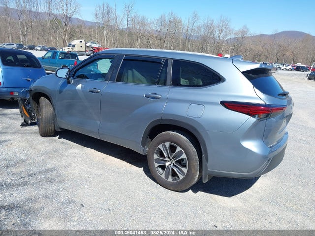 Toyota Highlander Xle 2023 5TDKDRBH9PS029461 Image 3